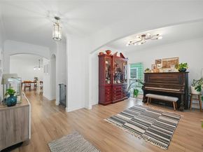 1828  Brown Thrasher Boulevard , Savannah Texas 76227