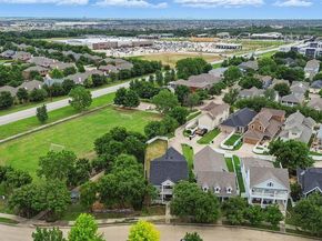1828  Brown Thrasher Boulevard , Savannah Texas 76227