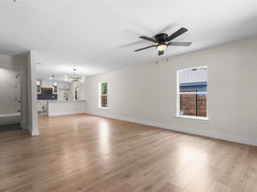 2117  Andrew Avenue , Fort Worth Texas 76105