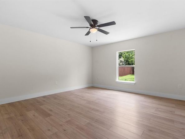 2117  Andrew Avenue , Fort Worth Texas 76105