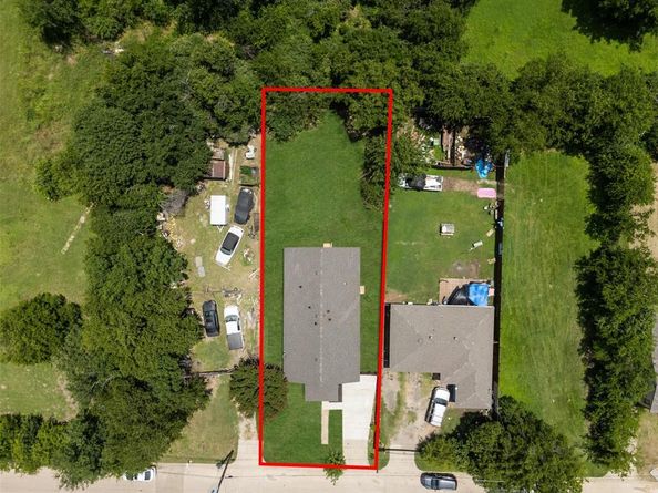 2117  Andrew Avenue , Fort Worth Texas 76105