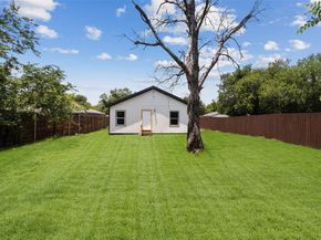 2117  Andrew Avenue , Fort Worth Texas 76105