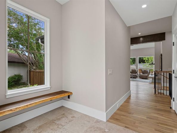 9007  Leaside Drive , Dallas Texas 75238