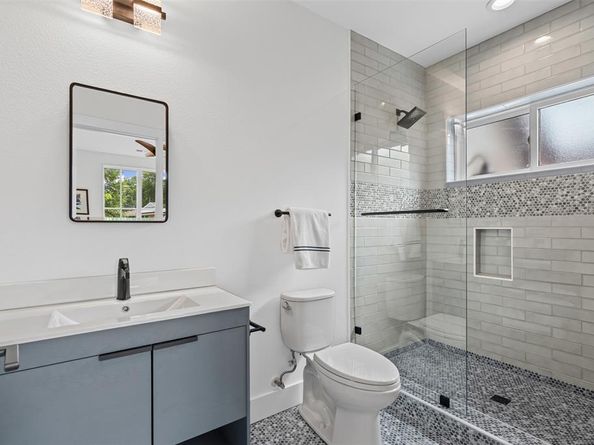 9007  Leaside Drive , Dallas Texas 75238