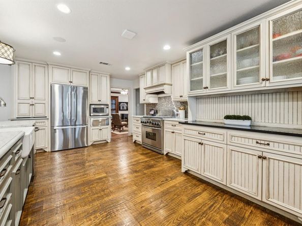 6942  Desco Place , Dallas Texas 75225