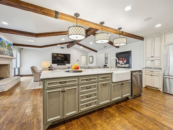 6942  Desco Place , Dallas Texas 75225