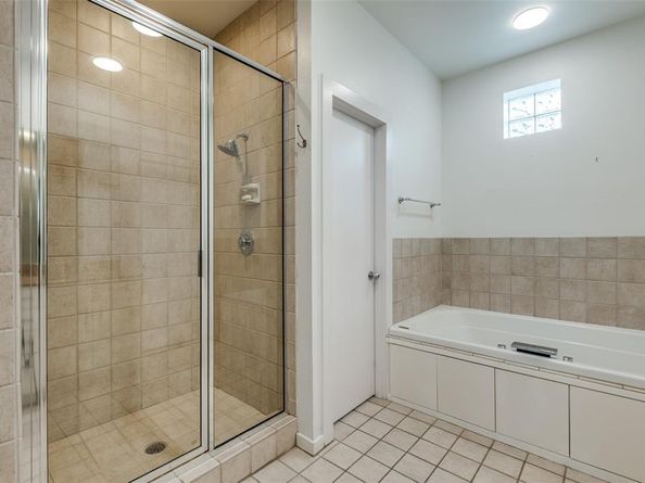 4302  Gilbert Avenue , Dallas Texas 75219