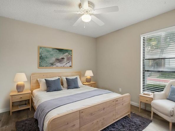 17490  Meandering Way  1009, Dallas Texas 75252