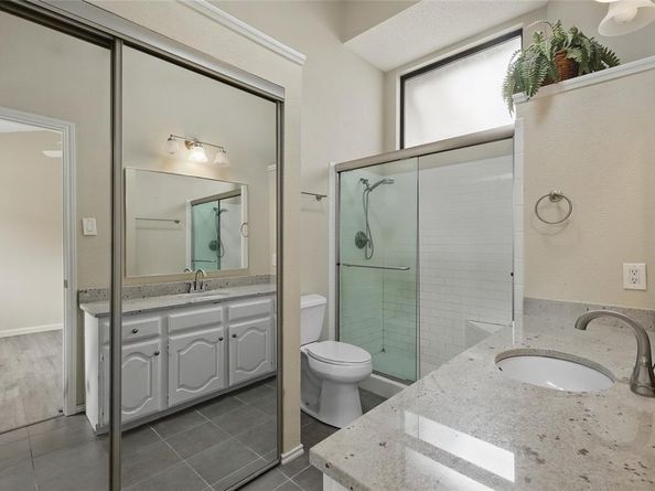 17490  Meandering Way  1009, Dallas Texas 75252