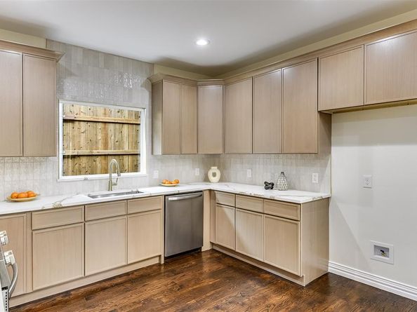 4605  Lafayette Avenue , Fort Worth Texas 76107