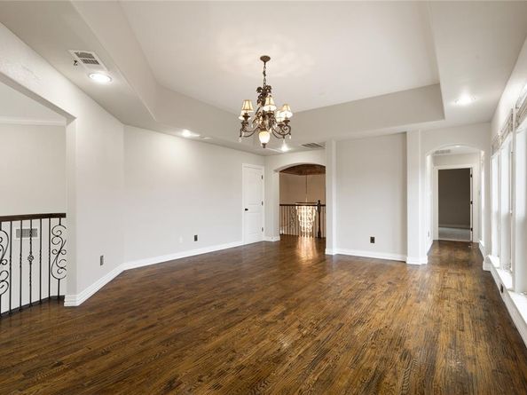 917  Wood Hollow Way , DeSoto Texas 75115