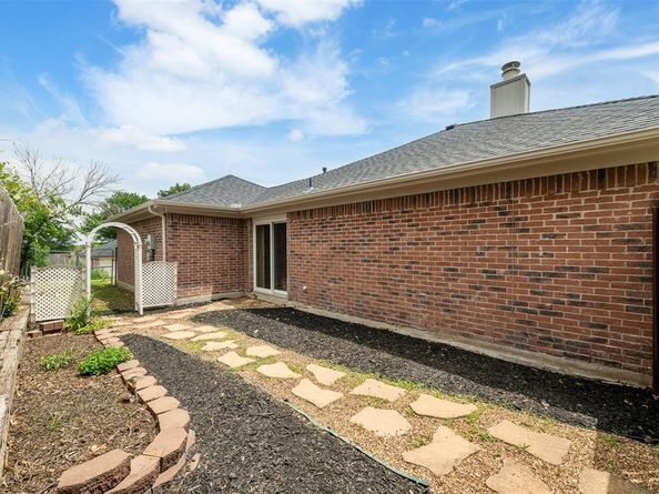 401  Deauville Drive , Fort Worth Texas 76108