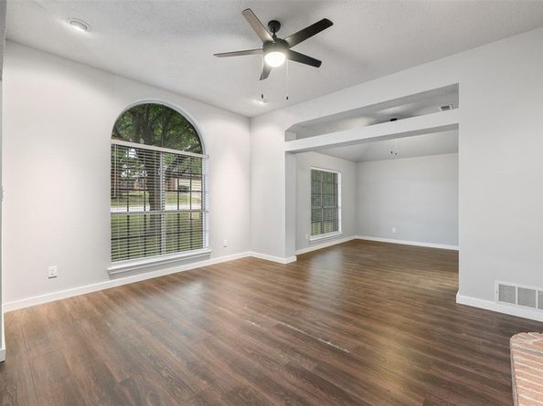 401  Deauville Drive , Fort Worth Texas 76108