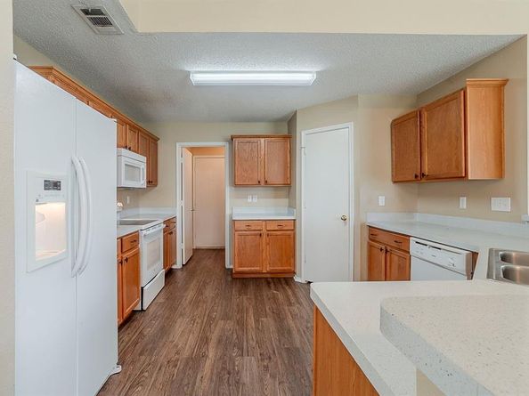 612  Prairie Gulch Drive , Fort Worth Texas 76140