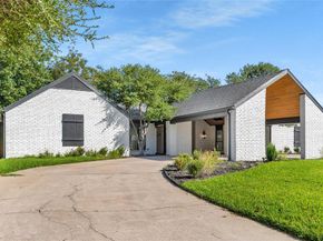 6611  Harvest Glen Drive , Dallas Texas 75248