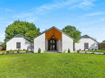 6611  Harvest Glen Drive 