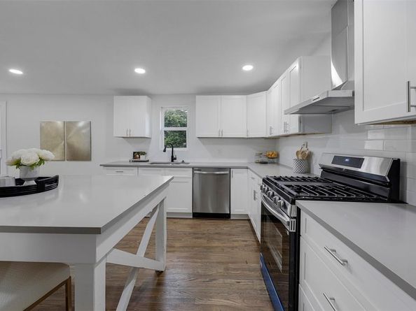 10913  Joaquin Drive , Dallas Texas 75228