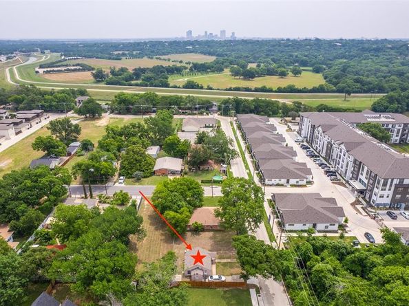 5002  scott Road , Fort Worth Texas 76114