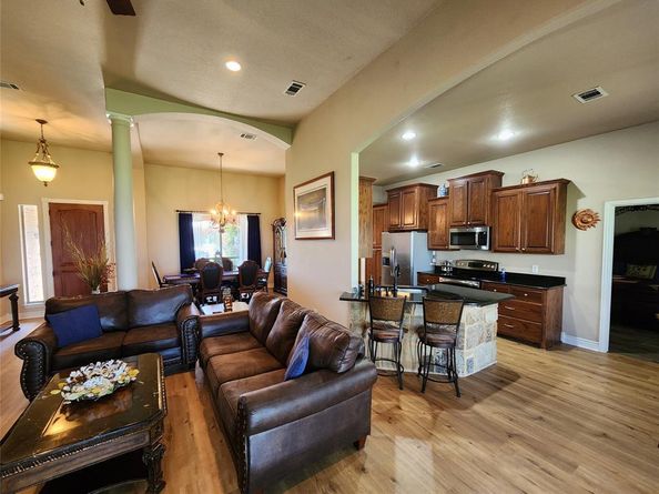 6512  Singleton Road , Fort Worth Texas 76179