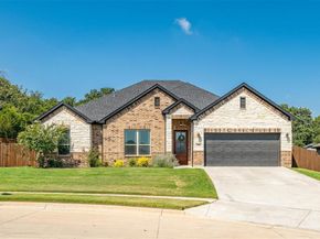 508  Woodland Drive , Azle Texas 76020