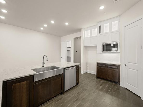 1830  Wittington  , Farmers Branch Texas 75234
