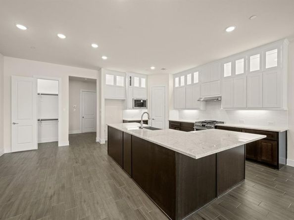 1830  Wittington  , Farmers Branch Texas 75234