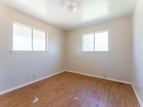 413  Deer Creek Road , Everman Texas 76140