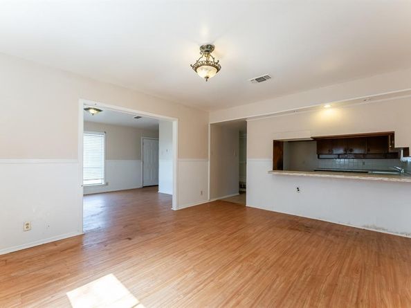 413  Deer Creek Road , Everman Texas 76140