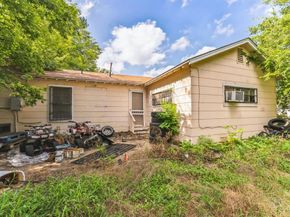 3233  Montague Street , Fort Worth Texas 76119