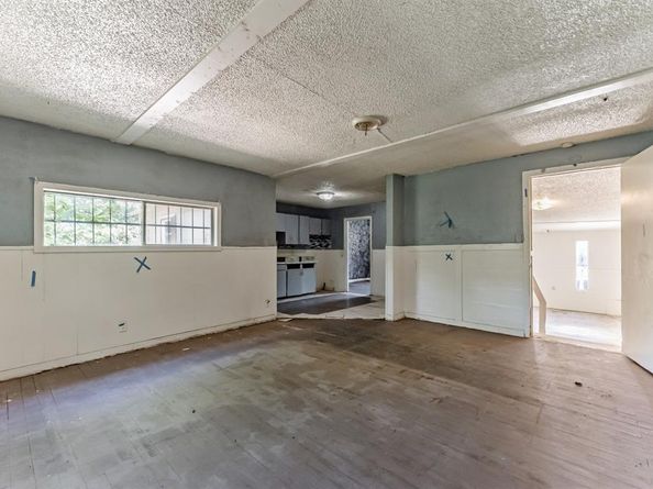3233  Montague Street , Fort Worth Texas 76119