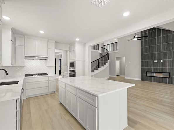 932  Pilatus Lane , Fate Texas 75087