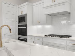 2300  Knapp Trail , Mansfield Texas 76063