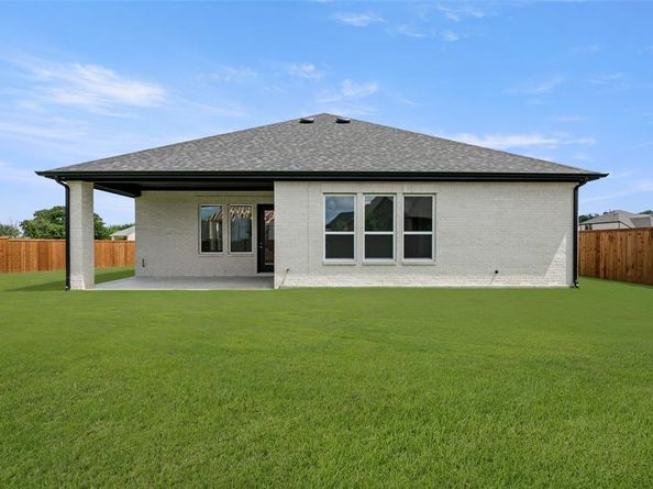 2300  Knapp Trail , Mansfield Texas 76063