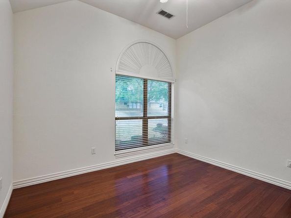 1012  Indian Ridge  , Denton Texas 76205