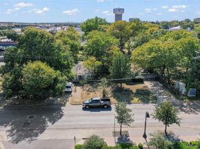 708 E Rogers Street , Arlington Texas 76011