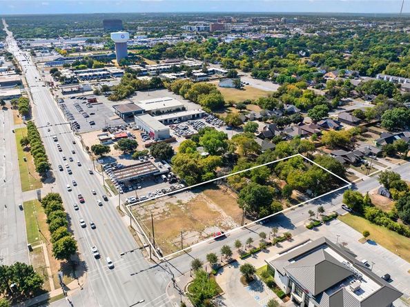 708 E Rogers Street , Arlington Texas 76011