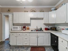 409 N Sylvania Avenue , Fort Worth Texas 76111
