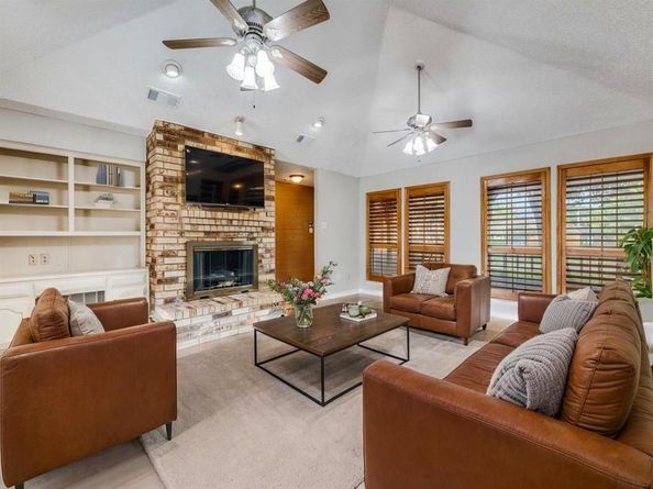 806  Pebblecreek Drive , Garland Texas 75040