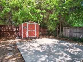 820  Lakey Street , Denton Texas 76205