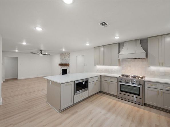 715  Newberry Drive , Richardson Texas 75080
