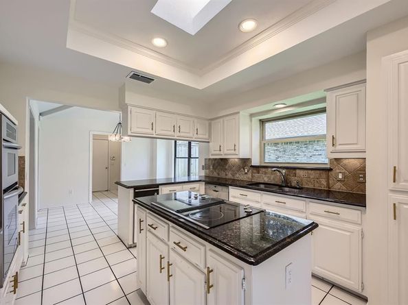 6226  Liberty Hill , Dallas Texas 75248