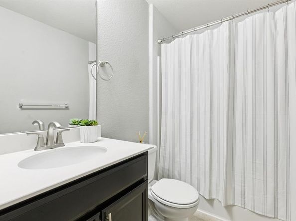 1221  Rivers Creek Lane , Little Elm Texas 75068