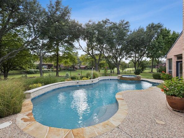 1108  Waterfall Drive , McKinney Texas 75072
