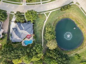 1108  Waterfall Drive , McKinney Texas 75072