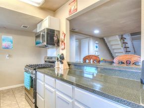 118 W Phillips Court , Grand Prairie Texas 75051