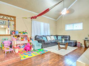 118 W Phillips Court , Grand Prairie Texas 75051