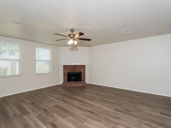 1249  Tall Grass Drive , Lancaster Texas 75134