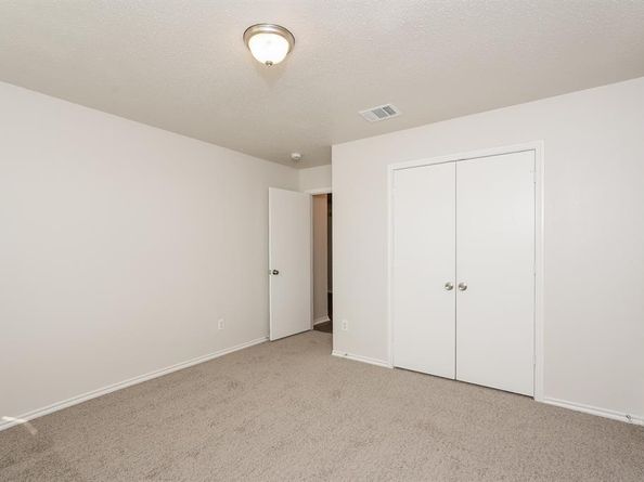1249  Tall Grass Drive , Lancaster Texas 75134
