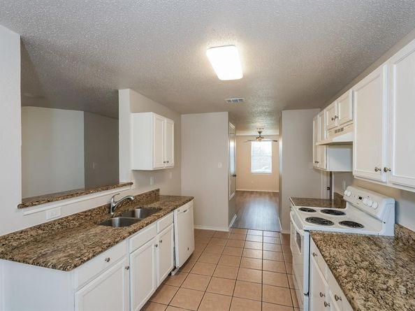 1249  Tall Grass Drive , Lancaster Texas 75134