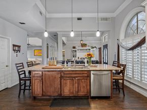 6705  Mt Vernon Court , Arlington Texas 76017